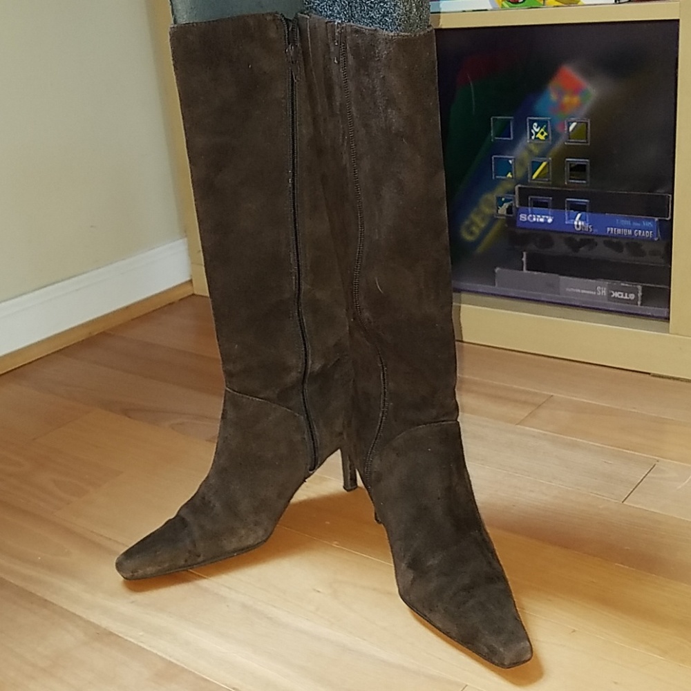 Moda suede boots